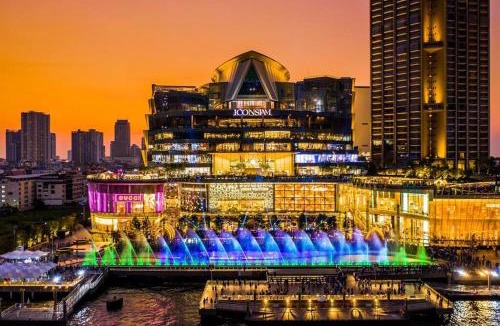 Bang Rak Apartment | Best river view - Loft apartment in great location