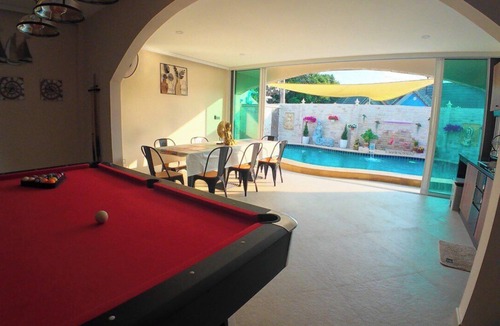 Central Pattaya House | Big Vacation Pool Villa Pattaya city