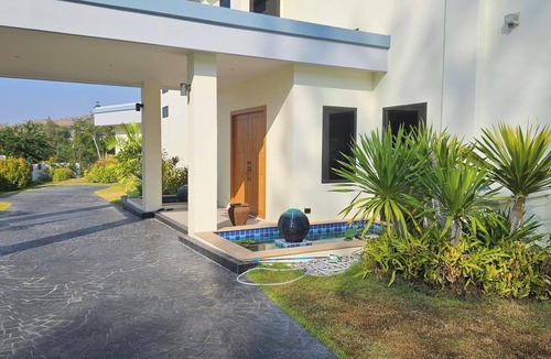 Hua Hin Villa | Black Mountain Golf, Fabulous View Villa