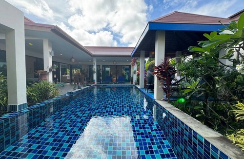 Rawai Villa | Bluebird tropical pool villa 2BR