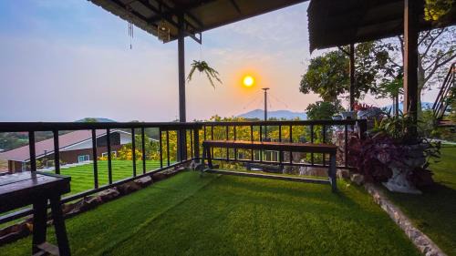 Sattahip House | Bonkao Sawan Café