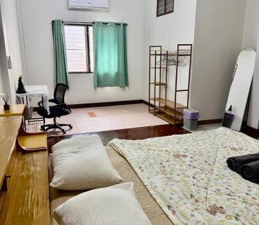 Chang Khlan House | Budget Homestay Near Old Town