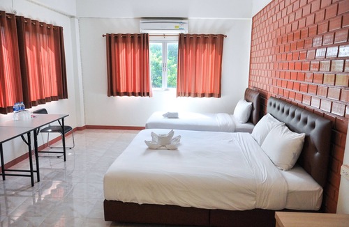 Chanthaburi Hotel | Budsarakam Place Hotel