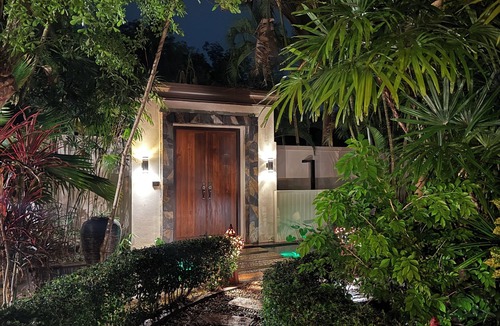 Thep Kasattri House | Bungalow with exceptional naturist pool. quiet location