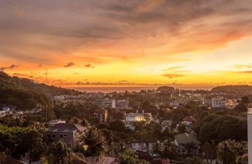 Kata Apartment | C129 Panoramic 2BR Ocean View Near Beach & Dining