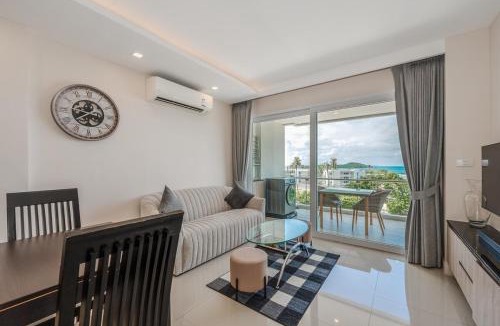 Rawai Apartment | C189 Beachside Luxury in Rawai Sea View and Gym