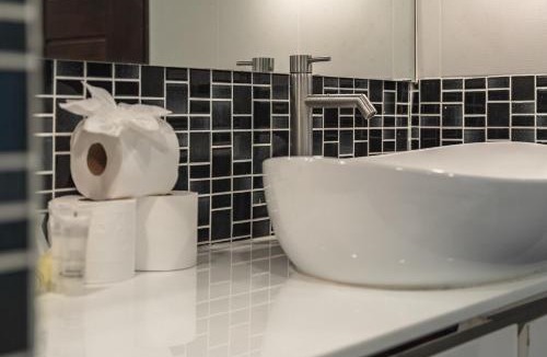 Kathu Apartment | C224 Peaceful 1BR Condo Pool & Mountain View