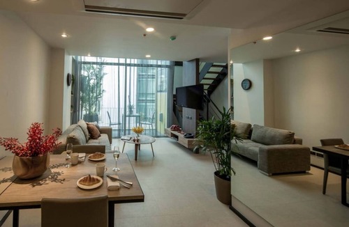Pathumwan Apartment | center&shoppings area hidden modern high quality duplex wofi bts siam