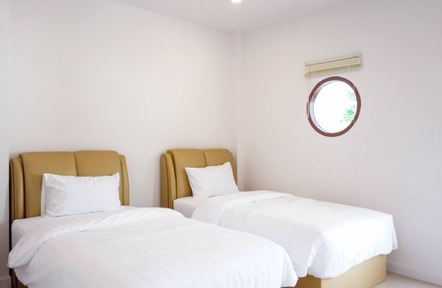 Phetchaburi Hotel | Chanmuang Resort