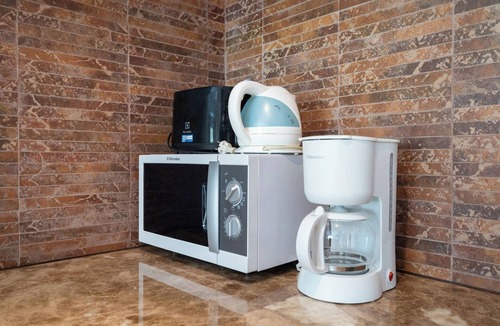 Kata Apartment | Charming 1-bedroom apartment with AC and WiFi in enchanting Karon