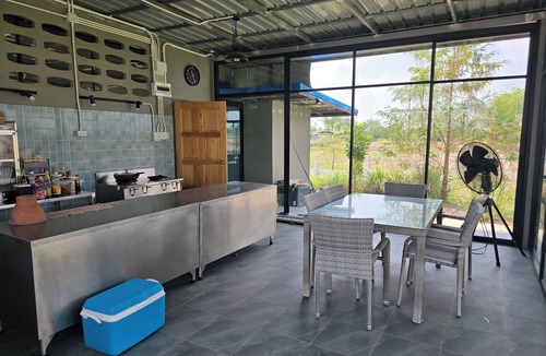 Non Rang House | Charming Bungalow Retreat in Khueang Nai, Thailand