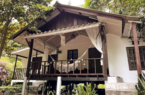 Baan Tai House | Chestnuts Lodge