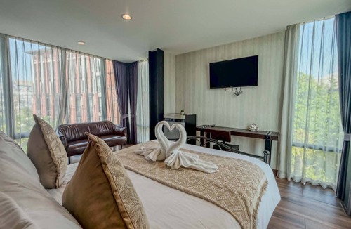 Thapae Hotel | Chiang Mai Thai House