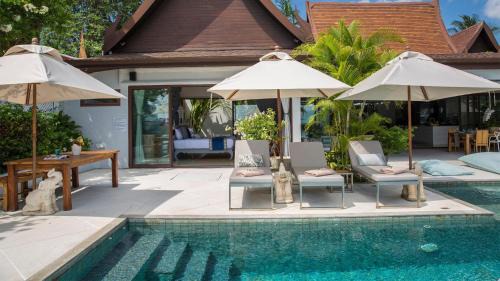 Bophut Villa | Chic Baan Capo - Luxury Four Bedroom Beachfront