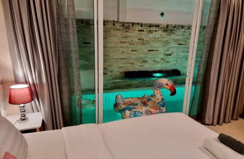 Na Kluea Villa | ChinJu PoolVilla