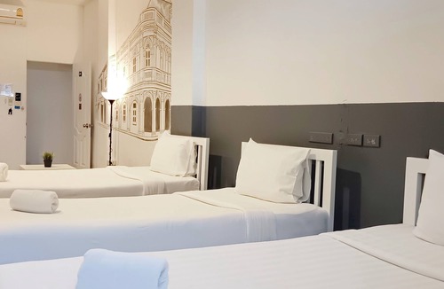 Old Phuket Town Hostel | Chino Town at Yaowarat Phuket