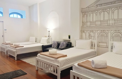 Old Phuket Town Hostel | Chino Town at Yaowarat Phuket