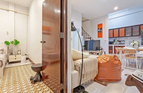 Phra Khanong House | Coco's Townhouse BTS Onnut 350 Meters 3br3bth