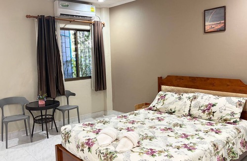North Pattaya Hotel | Collection O Southern Star Resort