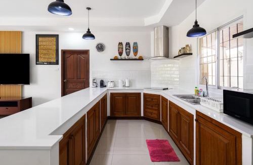 Ban Saiyuan Villa | Corton Villa by G Estate