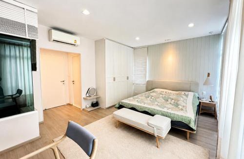 Bang Kaeo House | Cozy Home with Garden Near Mega Bangna