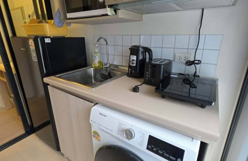 Kathu Apartment | Cozy minimal 1-bedroom apartment in kathu