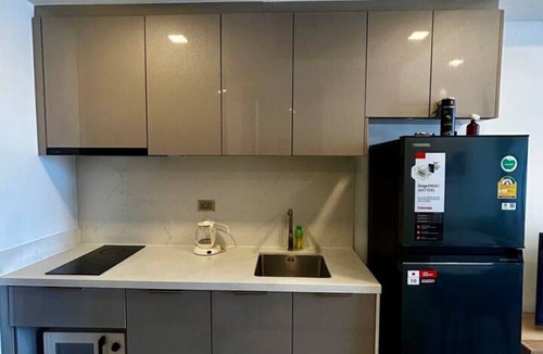Rama 9 Apartment | Cozy Studio w/Table, Gym & Infinity Pool, MRT 200m