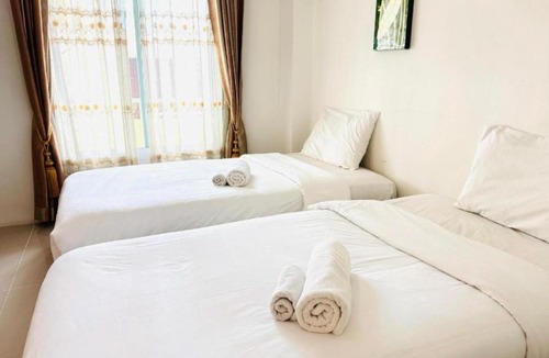 Hai Ya Hotel | Dancenter Bupamontra Chiangmai