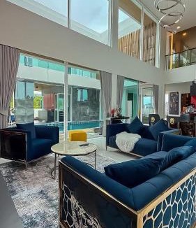 Kao Yai Villa | De Flourishing Hill Pool Villa , Cha Am