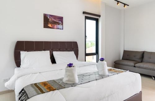 Chatturat Hotel | Deluxe Hotel Chaiyaphum