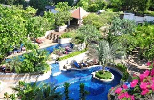 Patong Hotel | Deluxe Room #10, partial sea-view