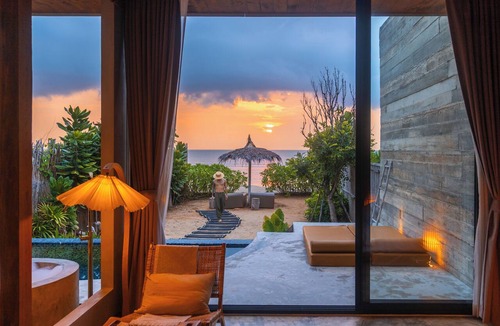Pak Nam Pran Hotel | DEMI III Demi the third