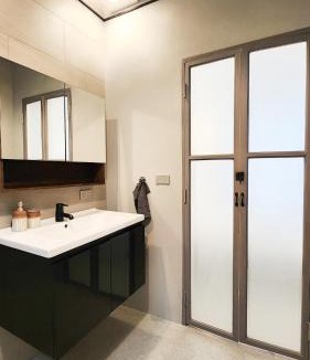 Phra Khanong Apartment | Designer Townhouse 4 mins walk to BTS Bang Chak