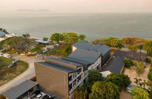 Na Chom Thian Hotel | Dojo poolvilla beach resort - private beach villa-