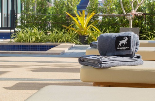 Wichit Apartment | E Honeymoon Studio with Pool Access