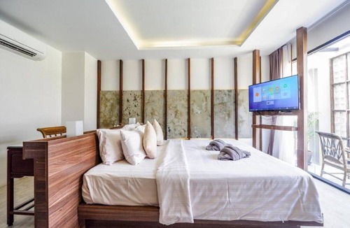 Ko Lanta Resort | Earth Suite Ko Lanta with Balcony and garden view