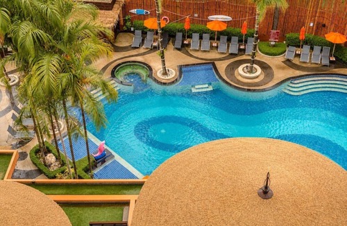 Kata Apartment | Elegant 1BR Resort/Pool/Gym Kid Playroom C202v