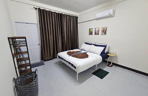 Bang Sue Apartment | Entired townhome 2 BR 150m to Taopoon MRT