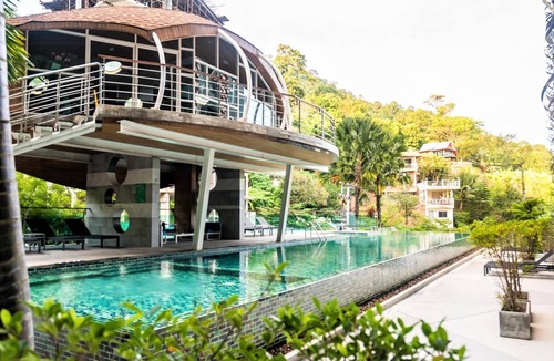 Patong Apartment | ET504- upper floor studio at Emerald Terrace