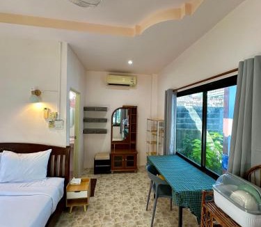 Haad Yao Resort | Euphoria Bungalow
