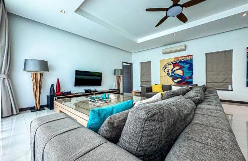 Ban Saiyuan Villa | Exclusive Tropical Living! Elegant 4BR Villa Destiny with Salt Pool