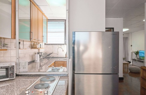 Asoke Apartment | Executive 70sqm Suite, Full Office & Transit Hub Asoke Interchange