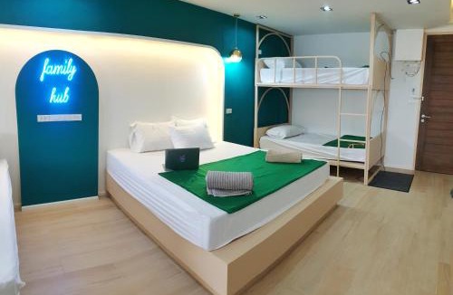 Thanon Phaya Thai House | Family Hub Pratunam