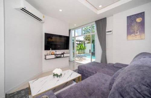 Thep Kasattri Villa | Family villa with Private swimming pool Phuket