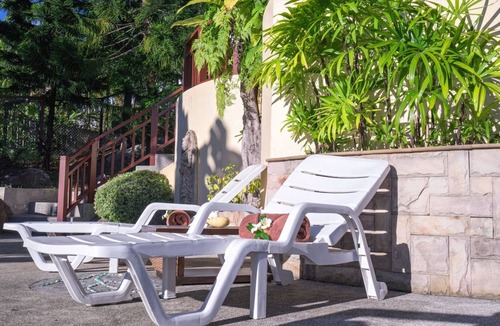 Na Thon House | Ferienvilla "Villa Liu" mit Blick auf das Wasser by Interhome