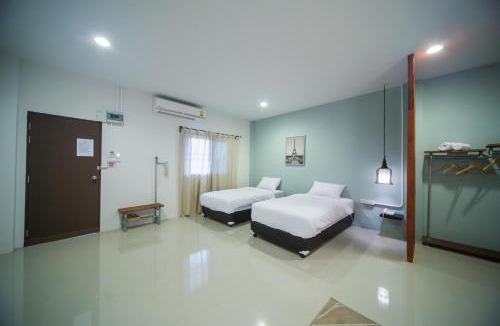 Rim Tai Hotel | First Residence