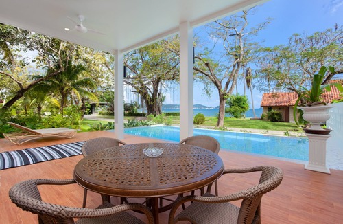 Rawai Villa | Fisherman Way Beach Villa