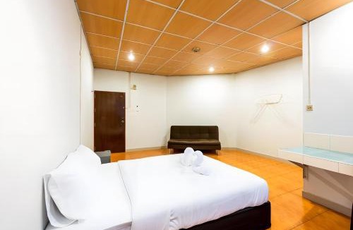 Bangkok Apartment | FLY INN Suvarnabhumi Airport - สุขุมวิท 77