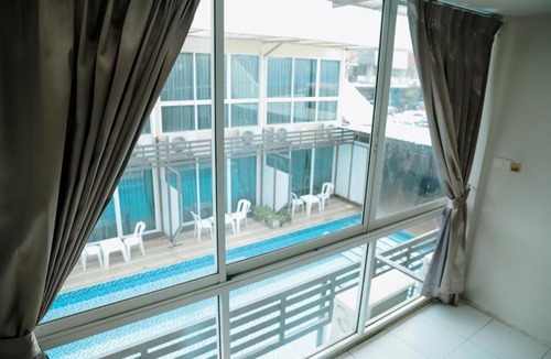 Lak Si Hotel | Full Stop Pool Villa Don Mueang