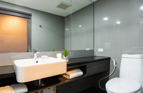 Ratchathewi Hotel | Fyn Hotel